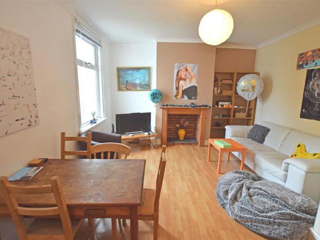 House for rent in Castle Quarter, Falcon Lodge