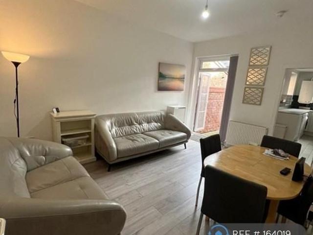 House for rent in Georgia, Greater Manchester