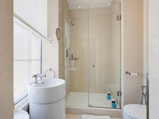 House for rent in Belgravia, Greater London