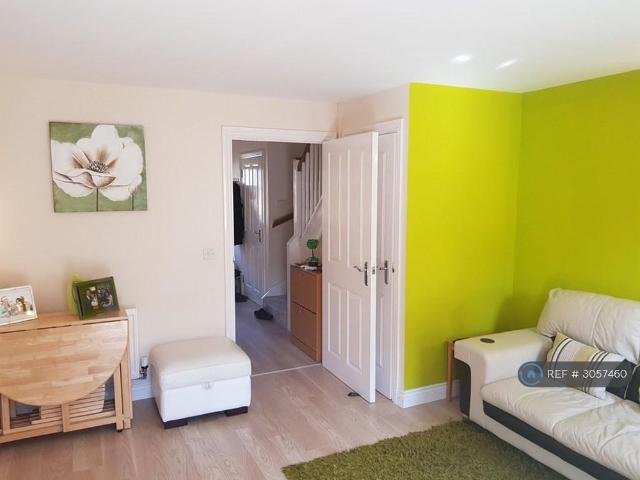 House for rent in Redhouse, Blunsdon St Andrew