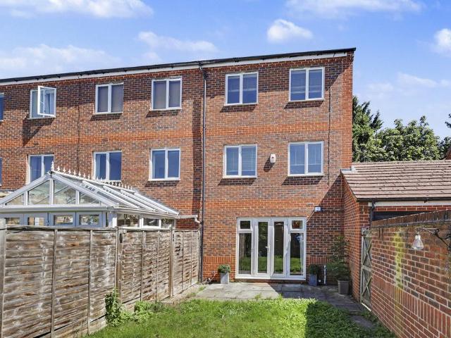 House for rent in Wootton, Northamptonshire