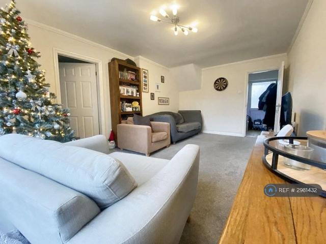 House for rent in The Ronkswood, Worcestershire
