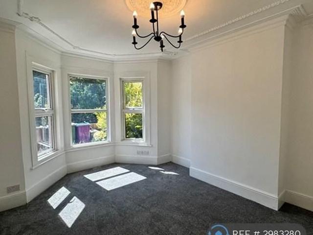 House for rent in Badgers Dene, Grays