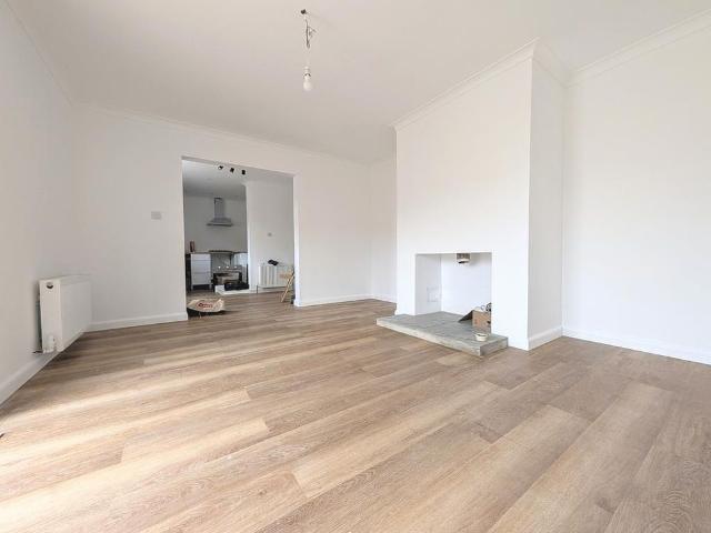 House for rent in Llanharry