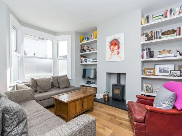 House for rent in Harlesden, Greater London