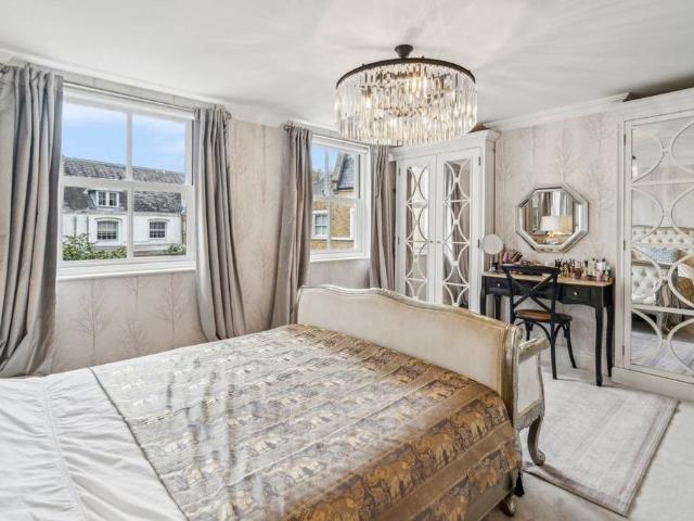 House for rent in South Kensington, Greater London