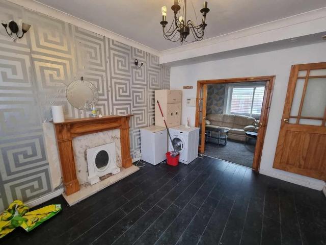 House for rent in Pellon, Halifax