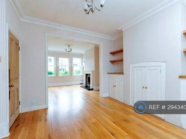 House for rent in Strawberry Hill, Greater London