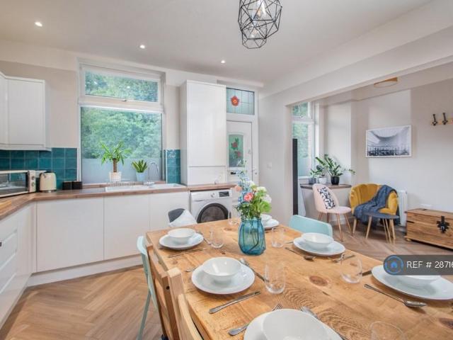House for rent in Kirkstall, West Yorkshire