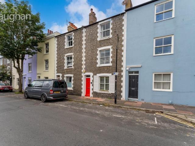 House for rent in Queen's Park, Brighton & Hove