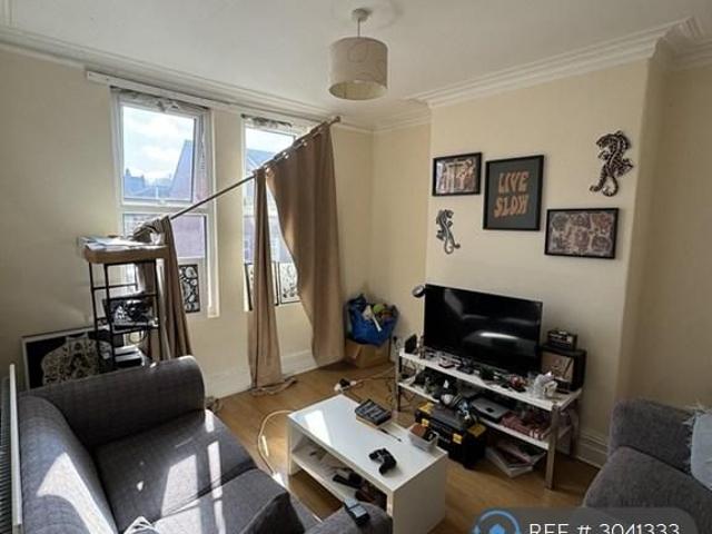House for rent in Armley, West Yorkshire