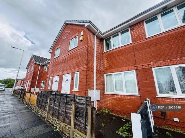 House for rent in Scholes, Wigan