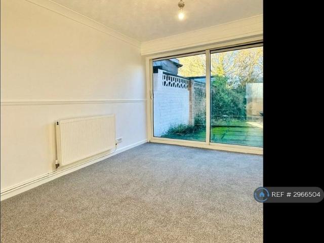 House for rent in Upper Hale, Fole
