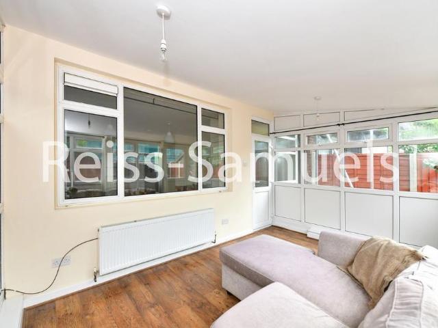 House for rent in Nine Elms, Greater London