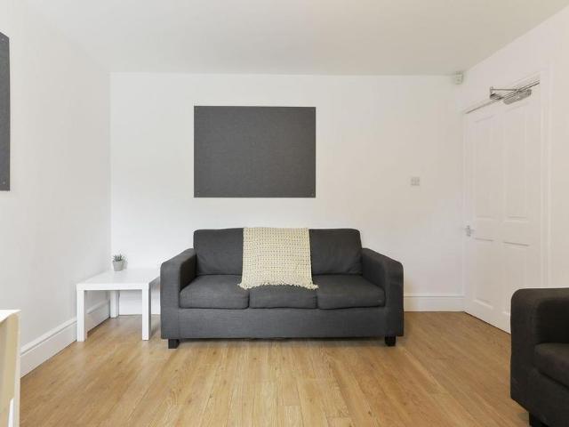 House for rent in City Centre, Isle Of Man