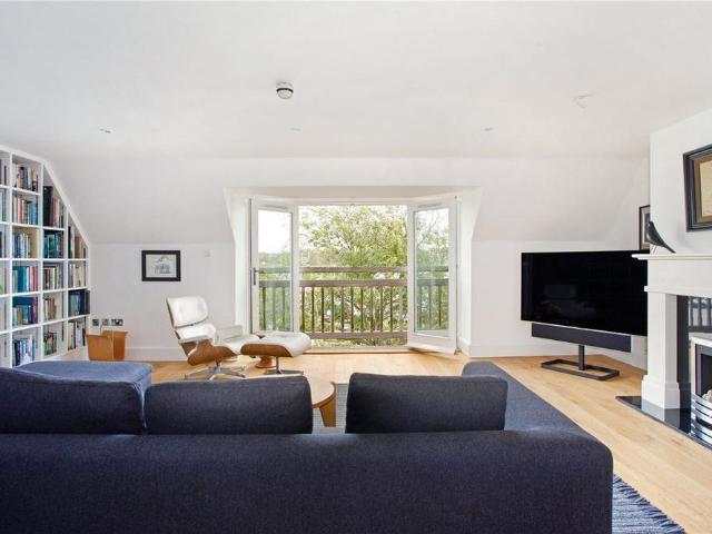 House for rent in The Polygon, City Of Southampton