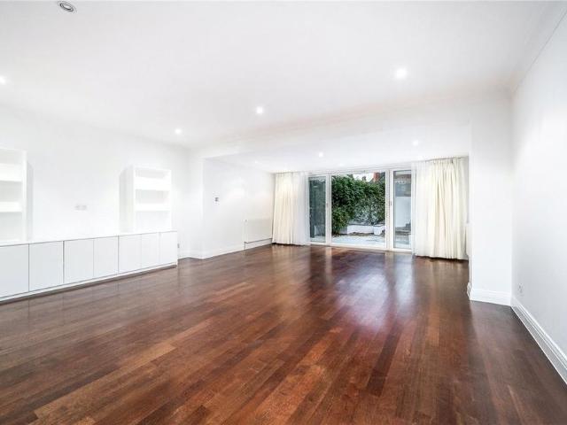 House for rent in St. John's Wood, Greater London