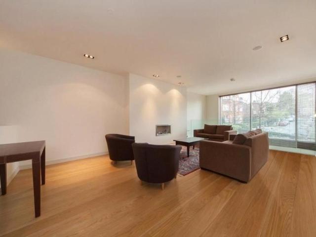House for rent in West Hampstead, Greater London