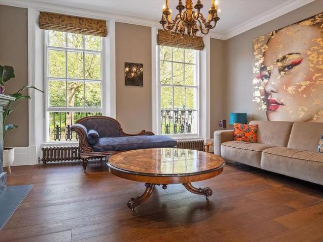 House for rent in Angel, Greater London