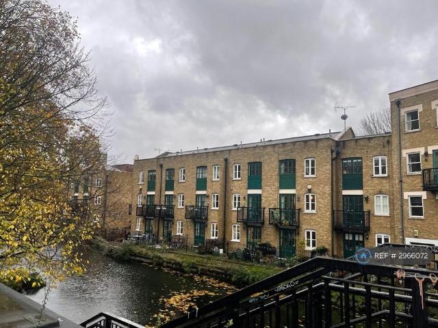 House for rent in Mile End, Greater London