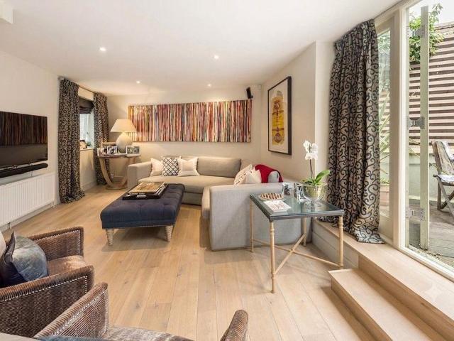 House for rent in Clapham Junction, Greater London