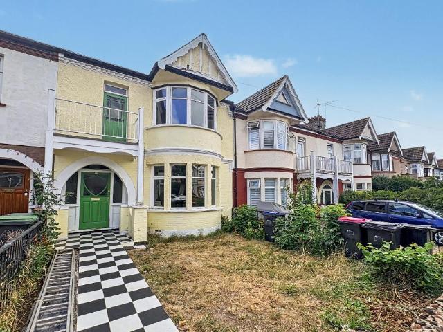 House for rent in Alton Barnes, Essex