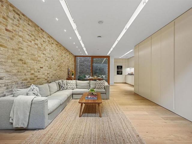 House for rent in East Marylebone, Marylebone