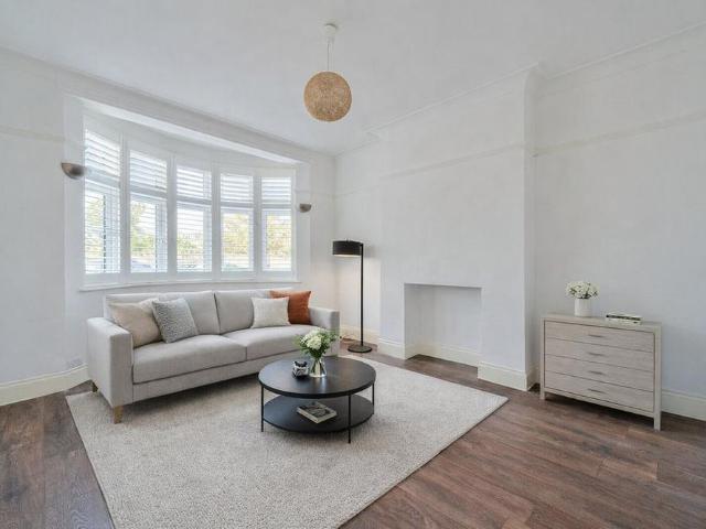 House for rent in London Borough of Bromley, Greater London