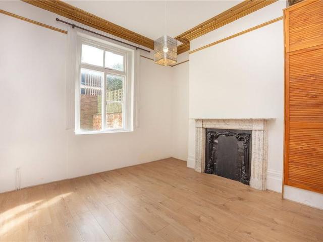 House for rent in Ewens Farm, Golden Valley