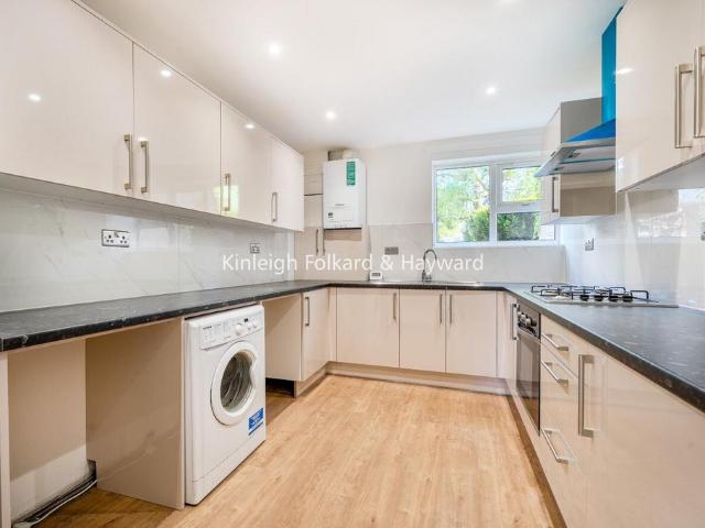 House for rent in London Borough of Croydon, Addiscombe