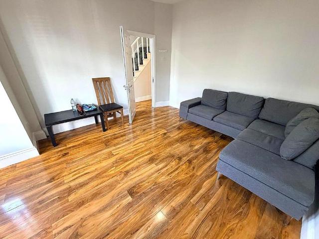 House for rent in Loxford, Seven Kings