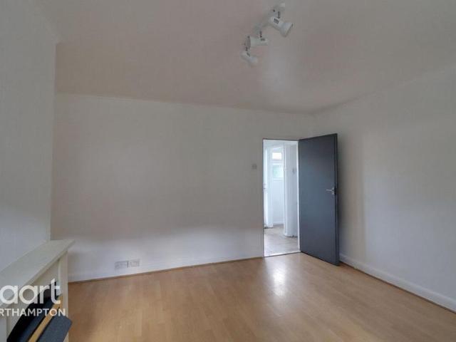 House for rent in Abington, Northampton