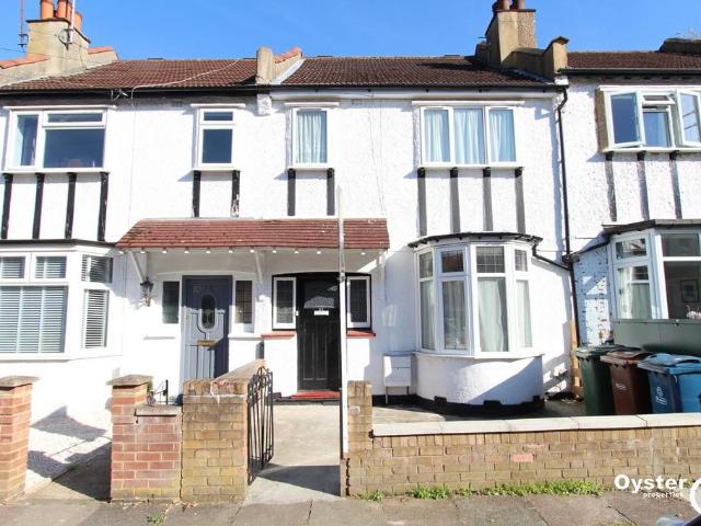 House for rent in Lane, Greater London