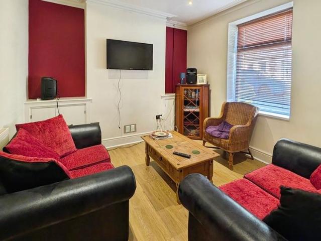 House for rent in Falcon Lodge, Wales