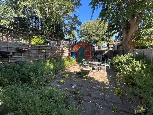 House for rent in Spring Park, Luton