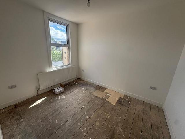 House for rent in London Borough of Hounslow, Greater London