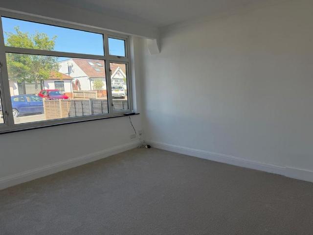House for rent in London Borough of Ealing, Greater London