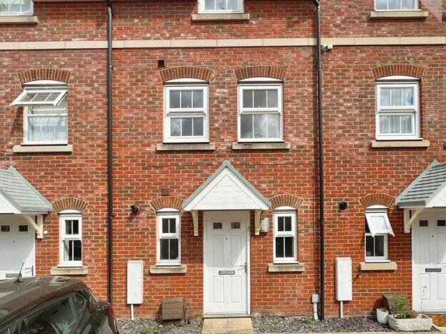 House for rent in Oad Street, Kent