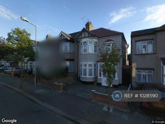House for rent in Barkingside, Greater London