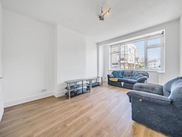 House for rent in London Borough of Merton, Mitcham
