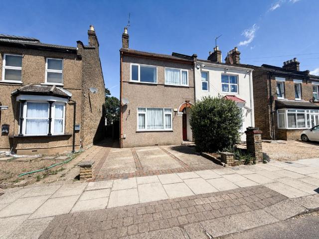 House for rent in Freezywater, Greater London