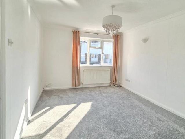 House for rent in Beecroft, Dunstable