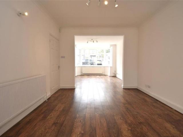 House for rent in Kingsbury, Greater London