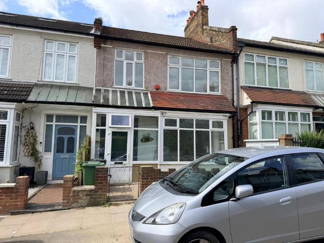 House for rent in London Borough of Lewisham, Ladywell