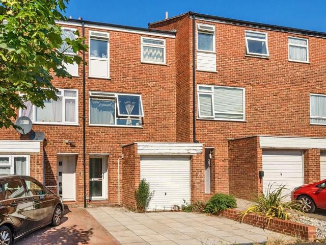 House for rent in Norbiton, Greater London