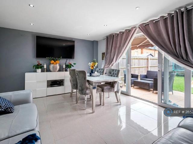 House for rent in Slade Green, Isle Of Man