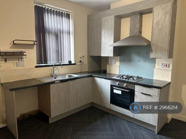 House for rent in Queen's Park, Blackburn