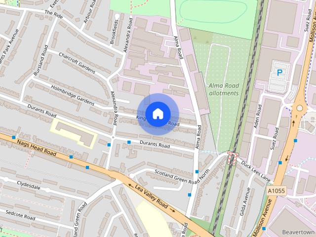 Townhouse for rent in Ponders End, Greater London