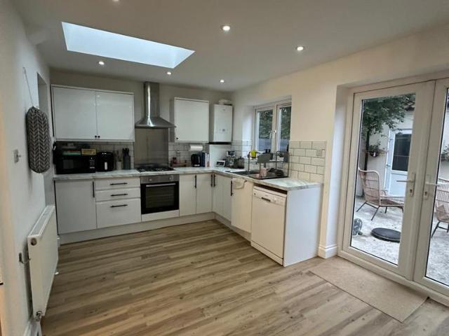 House for rent in Newbury Park, Greater London