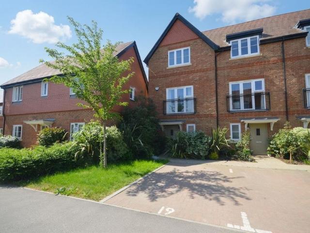 House for rent in Daws Hill, Cressex